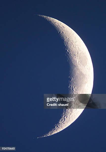 luna moon - crescent fotografías e imágenes de stock