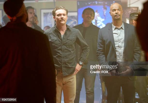 Pictured L-R: Clayne Crawford and Damon Wayans in the "Better Chemistry" episode of LETHAL WEAPON airing Tuesday, Jan. 9 on FOX.