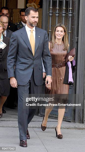 Prince Felipe and Princess Letizia attend the 2009 Red Cross fundraising campaign on October 28, 2009 in Madrid, Spain.