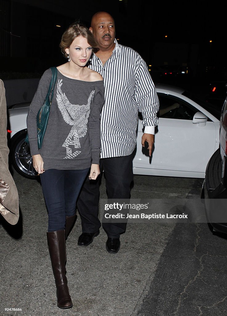 Celebrity Sightings In Los Angeles - October 28, 2009