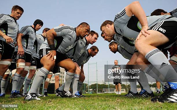 Richie McCaw, Brad Thorn, Neemia Tialata, Andrew Hore, Tony Woodcock, Wyatt Crocket, Cory Flynn and John Afoa pack down in the scrum during a New...