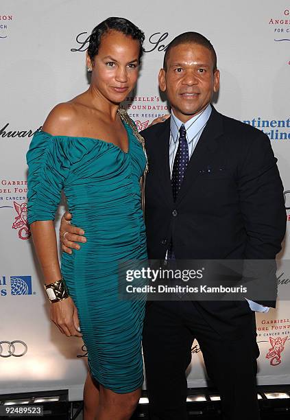 Benny Medina attends the 2009 Angel Ball to Benefit Gabrielle�s Angel Foundation hosted by Denise Rich at Cipriani, Wall Street on October 20, 2009...