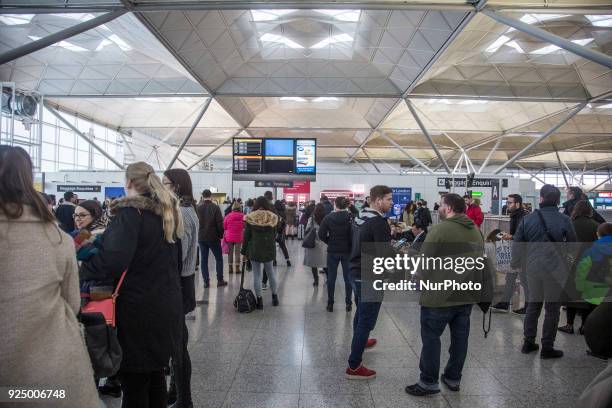 London Stansted Airport international airport, an airport with more than 25.000.000 passengers in 2017 that is serving mainly the city of London and...
