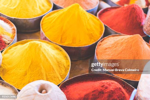 market stall in morocco - pepernoten stockfoto's en -beelden