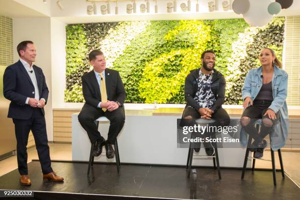 America President and CEO Gene McCarthy, from left, Boston Mayor Martin J. Walsh, ASICS Elite Athletes Jordan Burroughs and Lolo Jones at the grand...