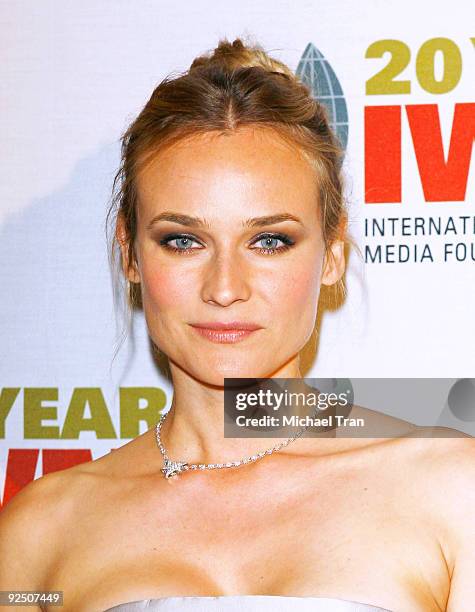 Diane Kruger arrives to the IWMF "Courage In Journalism" Awards held at Beverly Hills Hotel on October 28, 2009 in Beverly Hills, California.