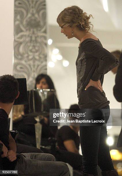 Taylor Swift and Taylor Lautner shop at the Alice+Olivia Boutique on Robertson Blvd. On October 28, 2009 in Los Angeles, California.