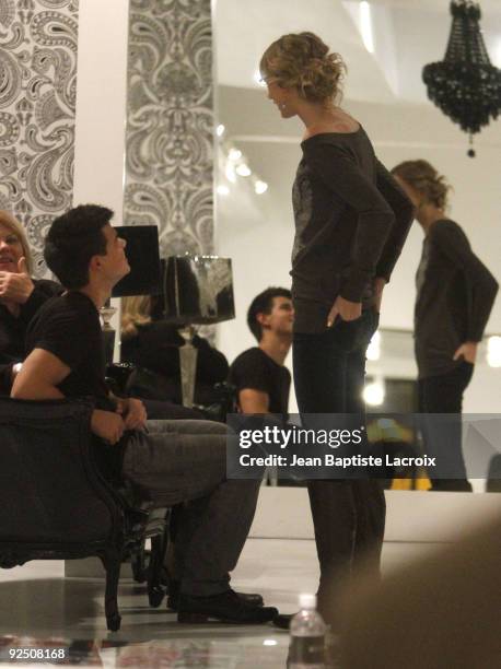 Taylor Swift and Taylor Lautner shop at the Alice+Olivia Boutique on Robertson Blvd. On October 28, 2009 in Los Angeles, California.