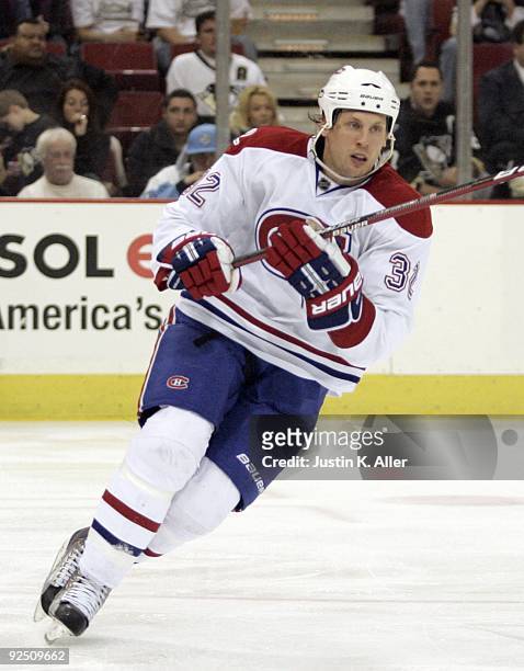 Travis Moen of the Montreal Canadiens skates against the Pittsburgh Penguins at Mellon Arena on October 28, 2009 in Pittsburgh, Pennsylvania....