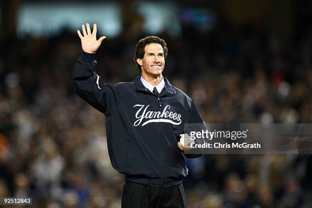Former New York Yankees Paul O'Neil waves to the fans before throwing out the ceremonial first pitch prior to Game Two of the 2009 MLB World Series...