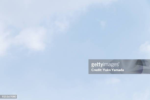 cloud typologies - cloudscape during the day - powder blue stock-fotos und bilder