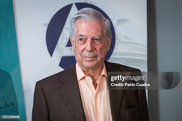 Peruvian Writer 1,263 Pablo Vargas Stock Photos, High-Res Pictures, and Images - Getty ...