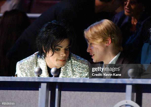 Michael Jackson and Macaulay Culkin