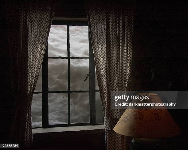 the weight of winter - bad weather on window stock pictures, royalty-free photos & images