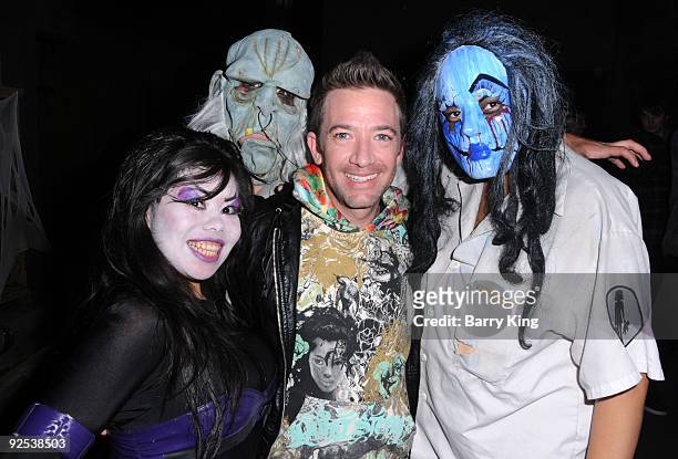Actor David Faustino attends Knotts Scary Farm Haunt on October 29, 2009 in Buena Park, California.
