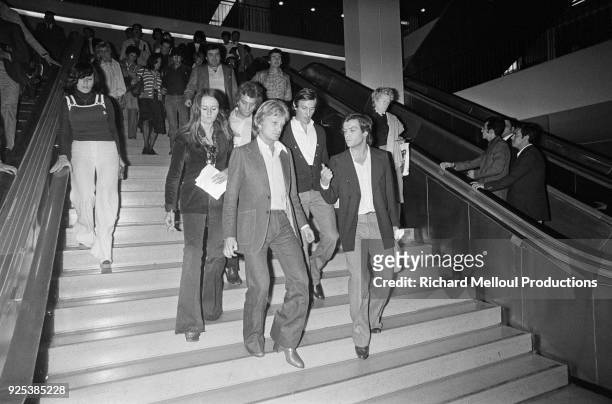 Paris - Claude François coming back from London after the bombing in the Hilton hotel in London, 6th September 1975