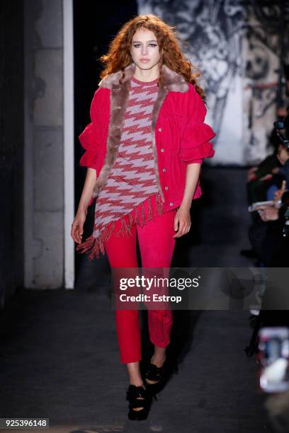 Model walks the runway during the Victoria/Tomas show as part of the Paris Fashion Week Womenswear Fall/Winter 2018/2019 on February 27, 2018 in...