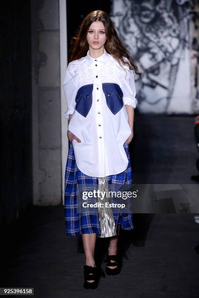 Model walks the runway during the Victoria/Tomas show as part of the Paris Fashion Week Womenswear Fall/Winter 2018/2019 on February 27, 2018 in...