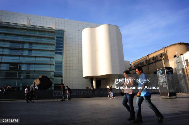 El Raval Macba El Raval Photos and Premium High Res Pictures - Getty Images