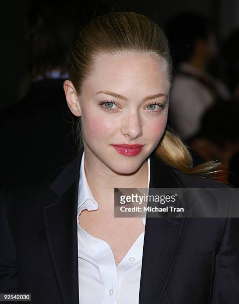 Actress Amanda Seyfried arrives to the "Up In The Air" premiere during 2009 Toronto International Film Festival held at Ryerson Theatre on September...