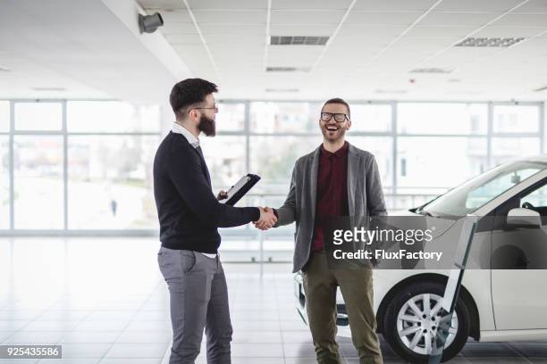 we have an agreement - car sales stock pictures, royalty-free photos & images