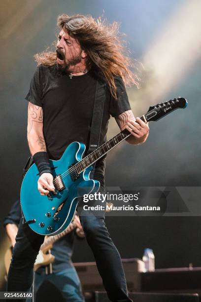 Dave Grohl singer member of the band Foo Fighters performs live on stage at Allianz Parque on February 27, 2018 in Sao Paulo, Brazil.