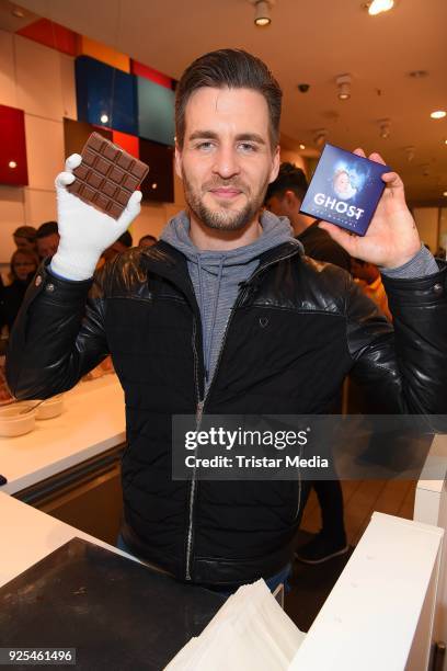 German singer Alexander Klaws creates his own chocolate by Ritter Sport at Ritter Sport Bunte Schokowelt on February 28, 2018 in Berlin, Germany.