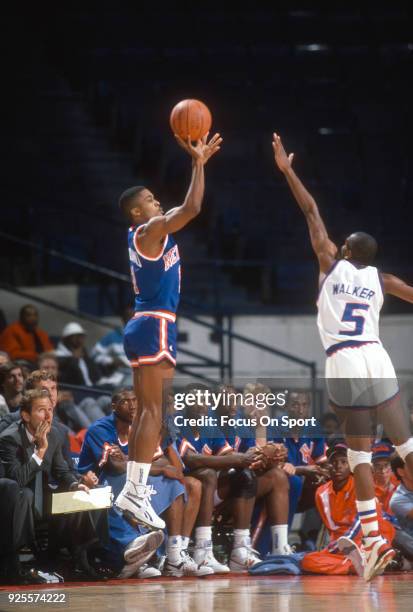 Rod Basketball Rod Strickland Photos and Premium High Res Pictures - Getty Images