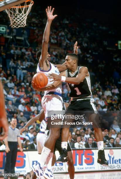 Rod Basketball 1,074 Rod Strickland Photos & High Res Pictures - Getty Images