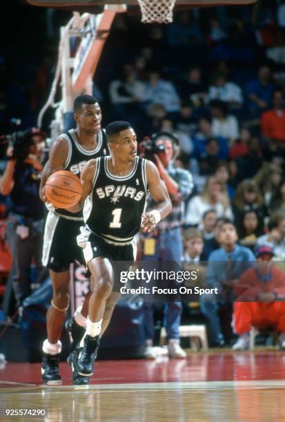 Rod Basketball 1,074 Rod Strickland Photos & High Res Pictures - Getty Images