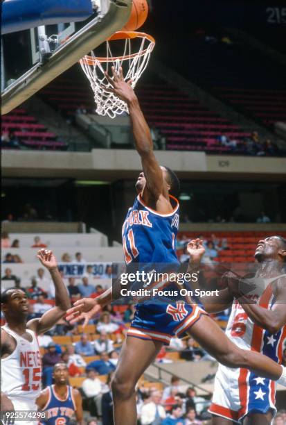 Rod Basketball Rod Strickland Photos and Premium High Res Pictures - Getty Images