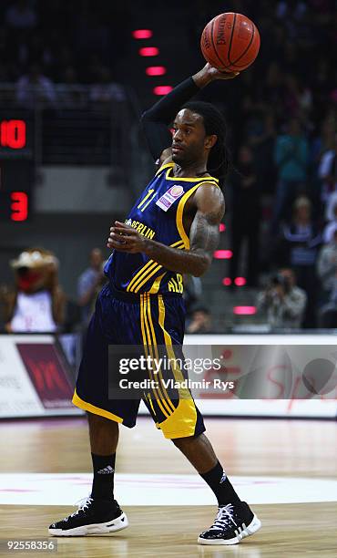 Julius Jenkins of Alba in action during the Beko Basketball Bundesliga game between Telekom Baskets and Alba Berlin at Telekom Dome on October 30,...