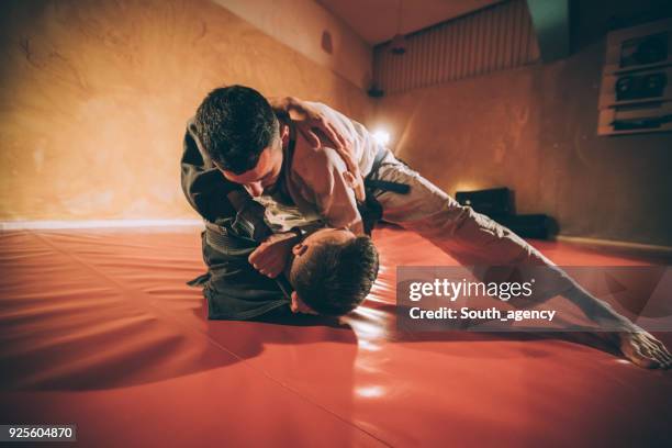 treinamento de jiu-jitsu - judô - fotografias e filmes do acervo