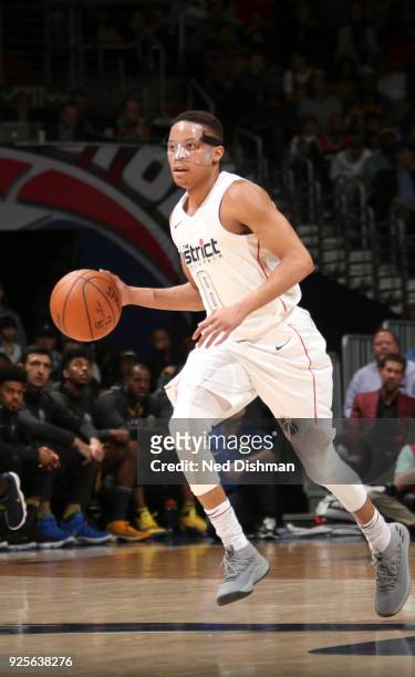 Tim Frazier of the Washington Wizards handles the ball against the Golden State Warriors on February 28, 2018 at Capital One Arena in Washington, DC....