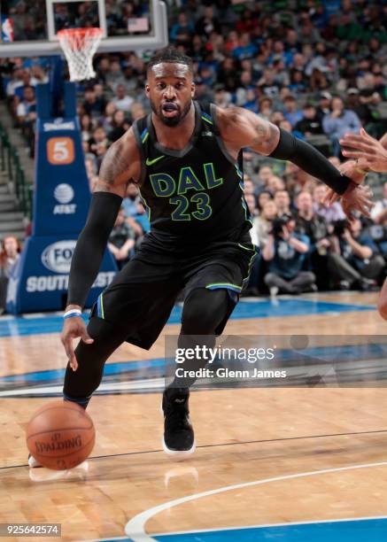 Wesley Matthews of the Dallas Mavericks drives to the basket during the game against the Oklahoma City Thunder on February 28, 2018 at the American...