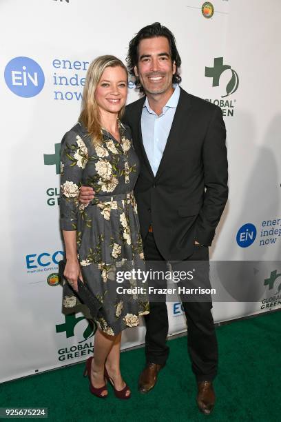 Amy Smart and Carter Oosterhouse attend the 15th Annual Global Green Pre-Oscar Gala on February 28, 2018 in Los Angeles, California.