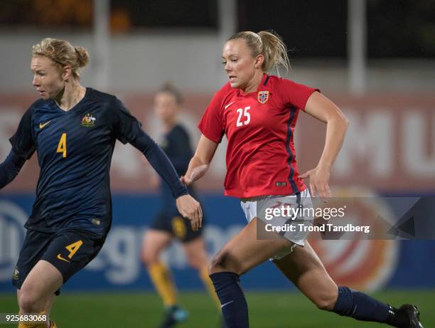 Synne Jensen of Norway, Clara Polkinghorne of Australia during Algarve Cup between Australia v Norway on February 28, 2018 in Albufeira, Portugal.