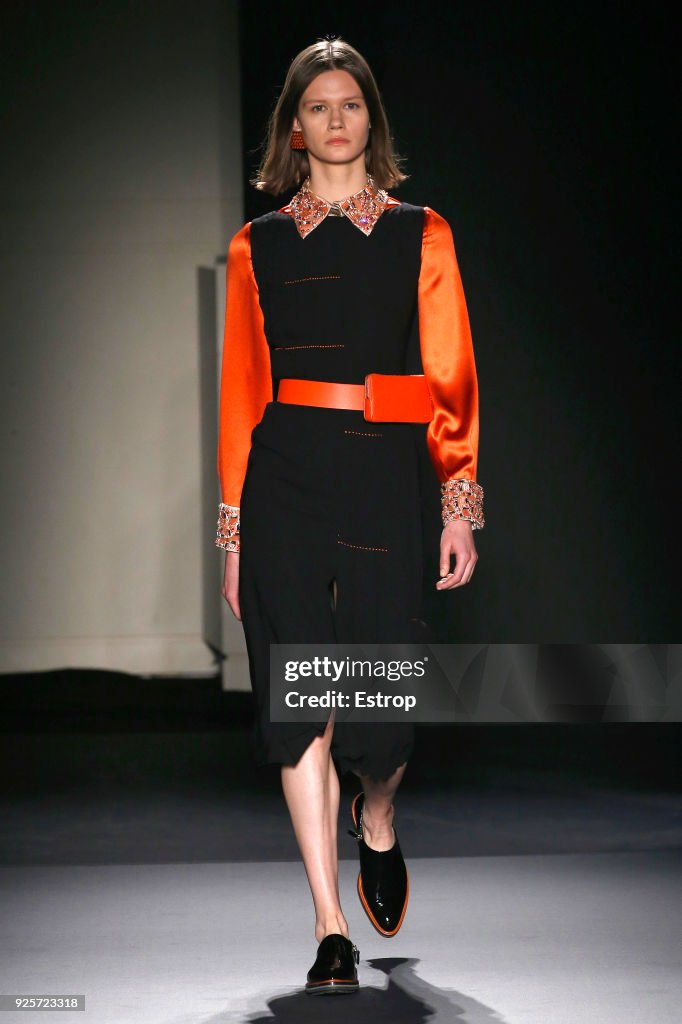 Lanvin : Runway - Paris Fashion Week Womenswear Fall/Winter 2018/2019