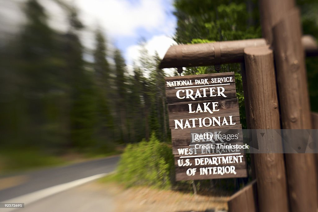 Crater Lake National Park sign, Oregon