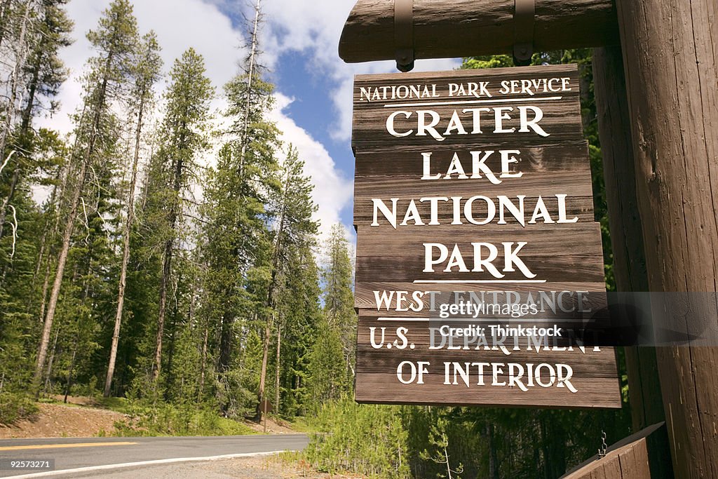 Crater Lake National Park sign, Oregon