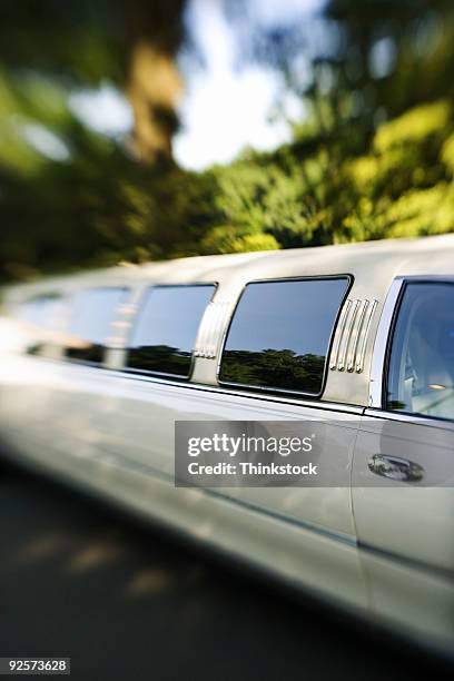 limousine - thinkstock fotografías e imágenes de stock