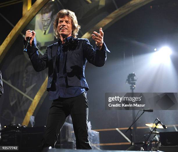 Mick Jagger performs on stage during the 25th Anniversary Rock & Roll Hall of Fame Concert at Madison Square Garden on October 30, 2009 in New York...