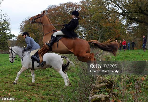 Members and supporters of the Avon Vale Hunt ride out at the Hunt's first meet of the season in front of Neston House on October 31, 2009 in Neston,...