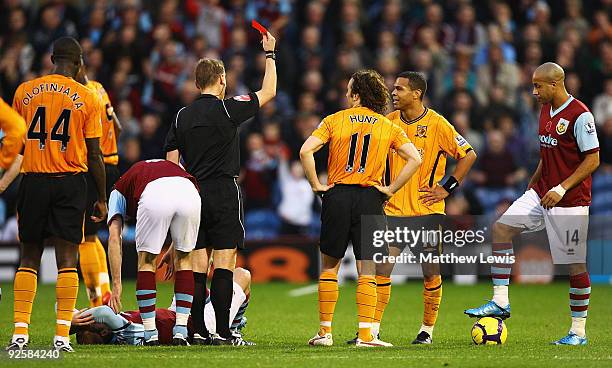 Deiberson Geovanni of Hull City is sent off during the Barclays Premier League match between Burnley and Hull City at Turf Moor on October 31, 2009...