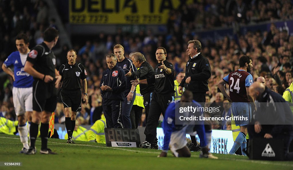 Everton v Aston Villa - Premier League