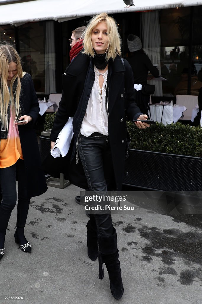 Celebrity Sightings : Paris Fashion Week Womenswear Fall/Winter 2018/2019 : Day Four