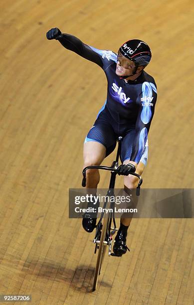 Chris Hoy of Great Britain and the SKY+HD team celebrates winning the Men's Sprint during day two of the UCI Track Cycling World Cup at the...