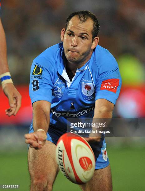 Fourie du Preez of the Bulls during the Absa Currie Cup match between Blue Bulls and Free State Cheetahs from Loftus Versfeld on October 31, 2009 in...