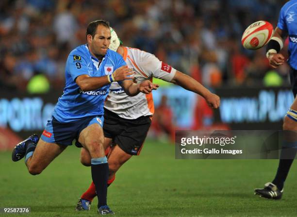 Fourie du Preez of the Bulls gets his pass away during the Absa Currie Cup match between Blue Bulls and Free State Cheetahs from Loftus Versfeld on...