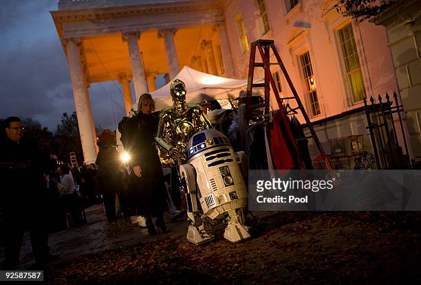 Performers greet over two thousand local school children during a Halloween celebration on the north lawn of the White House on October 31, 2009 in...